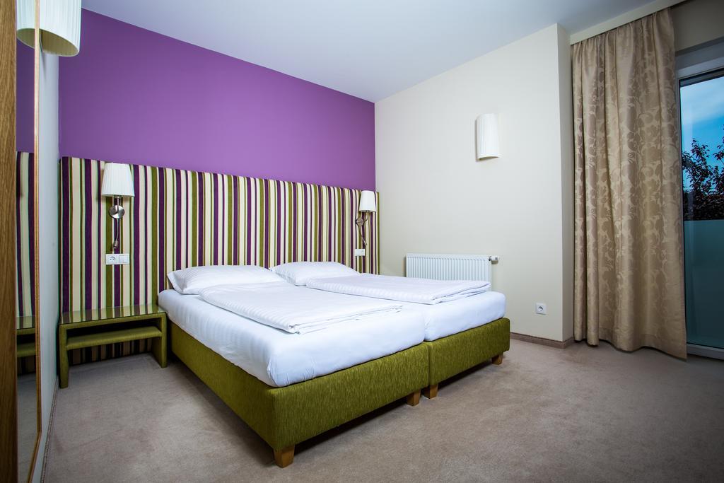 Bauernwirt Hotel Graz Værelse billede